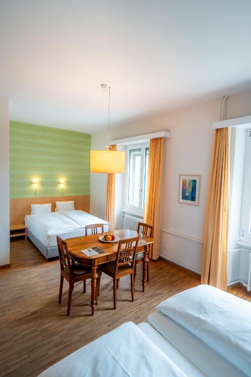 Postel nebo postele na pokoji v ubytování Hotel Haus Schönstatt contactless-Check-In