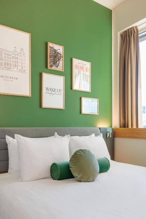 Maxhotel Amsterdam Airport Schiphol - Recently Renovated - Resim 24