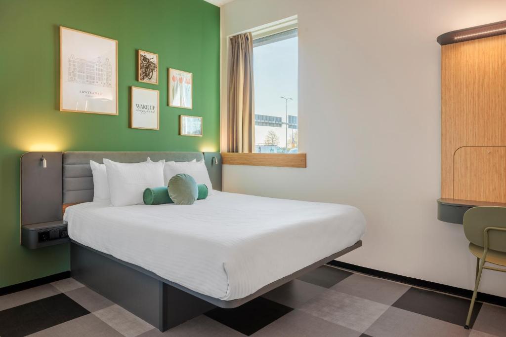 Maxhotel Amsterdam Airport Schiphol - Recently Renovated - Resim 30