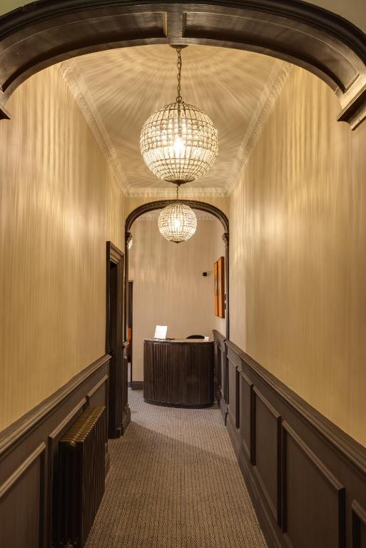 The Seven Chester - Resim 4