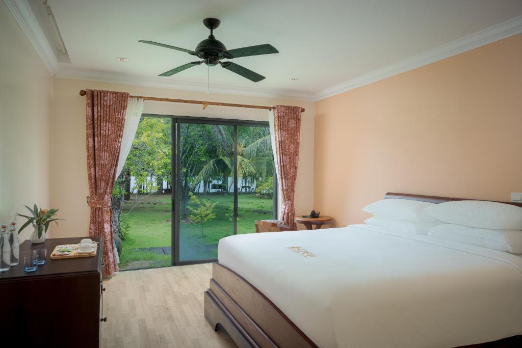 Komsan Kampot Resort - Superior King River View