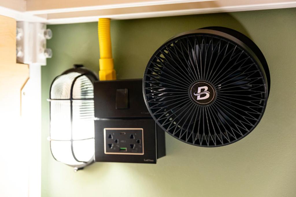 Sweett Lemon Hostel - 9