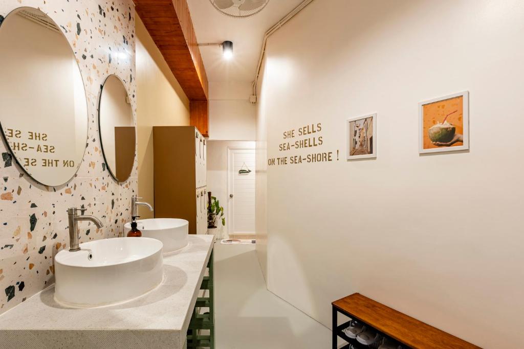 Sweett Lemon Hostel - 17