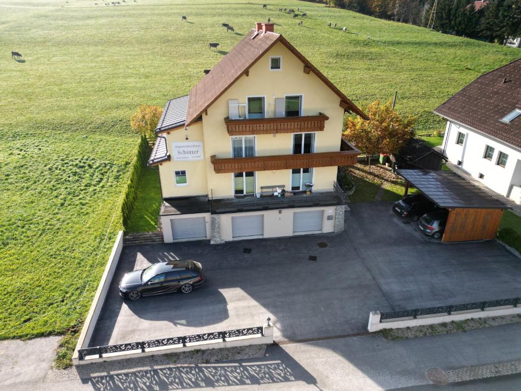 Budova, v ktorej sa apartmán nachádza