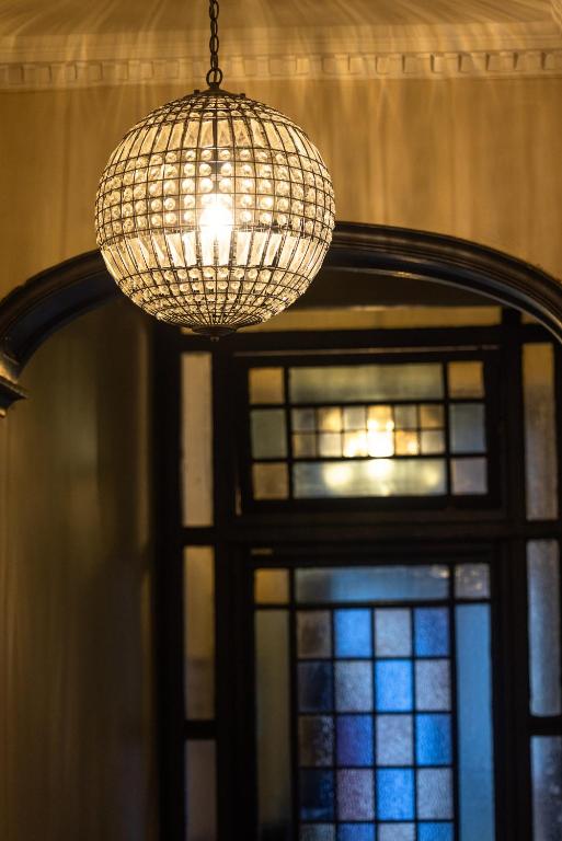 The Seven Chester - Resim 3