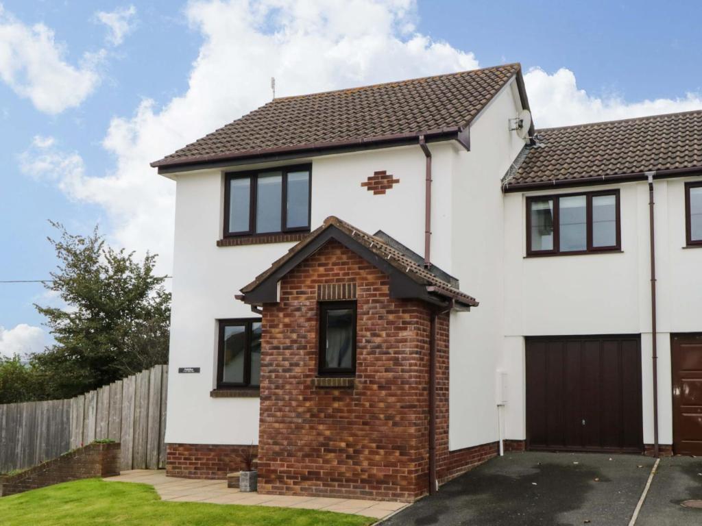 Το κτήριο όπου στεγάζεται  η παραθεριστική κατοικία