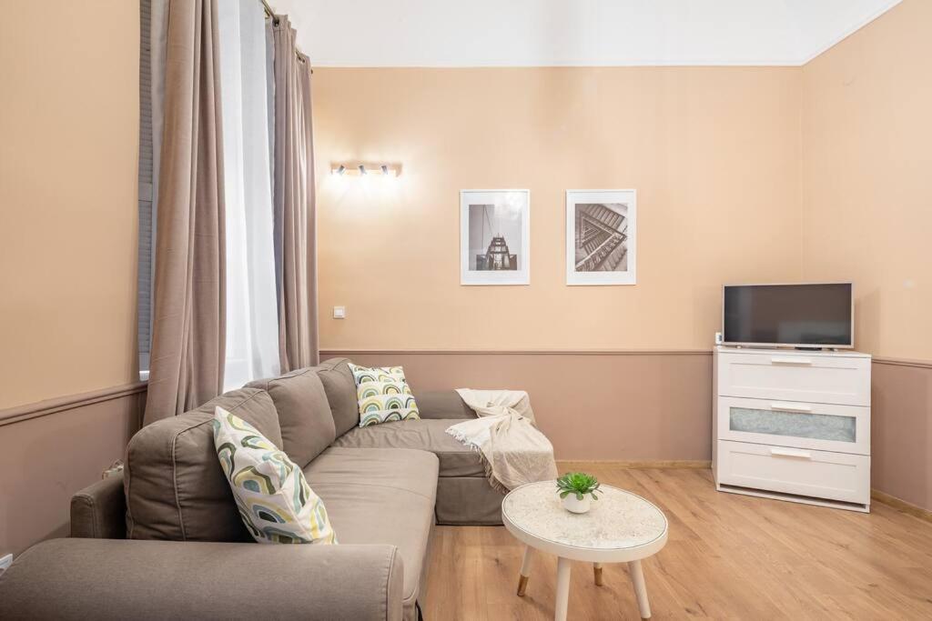 RVY8 Basilica Corner Studio 1065 Budapest, Révay utca 8 kép - 1