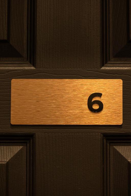 The Seven Chester - Resim 17