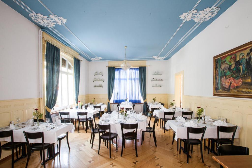 Restaurace v ubytování Carlton-Europe Vintage Adults Hotel
