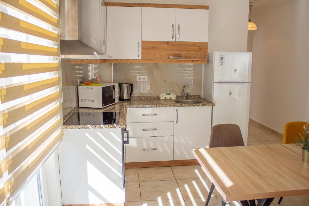 Güden-Pearl Apart Hotel , Große Apartments mit Küche , Privater Strand , Ausgezeichnetes Frühstück - 2