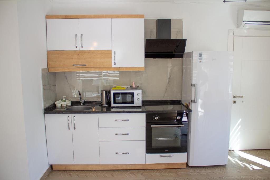 Güden-Pearl Apart Hotel , Große Apartments mit Küche , Privater Strand , Ausgezeichnetes Frühstück - 13