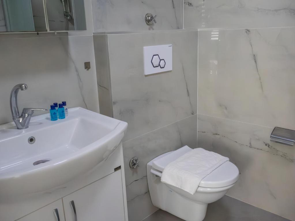 Güden-Pearl Apart Hotel , Große Apartments mit Küche , Privater Strand , Ausgezeichnetes Frühstück - 16