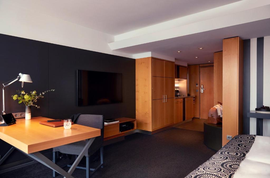 THE MADISON Hotel Hamburg - Resim 4