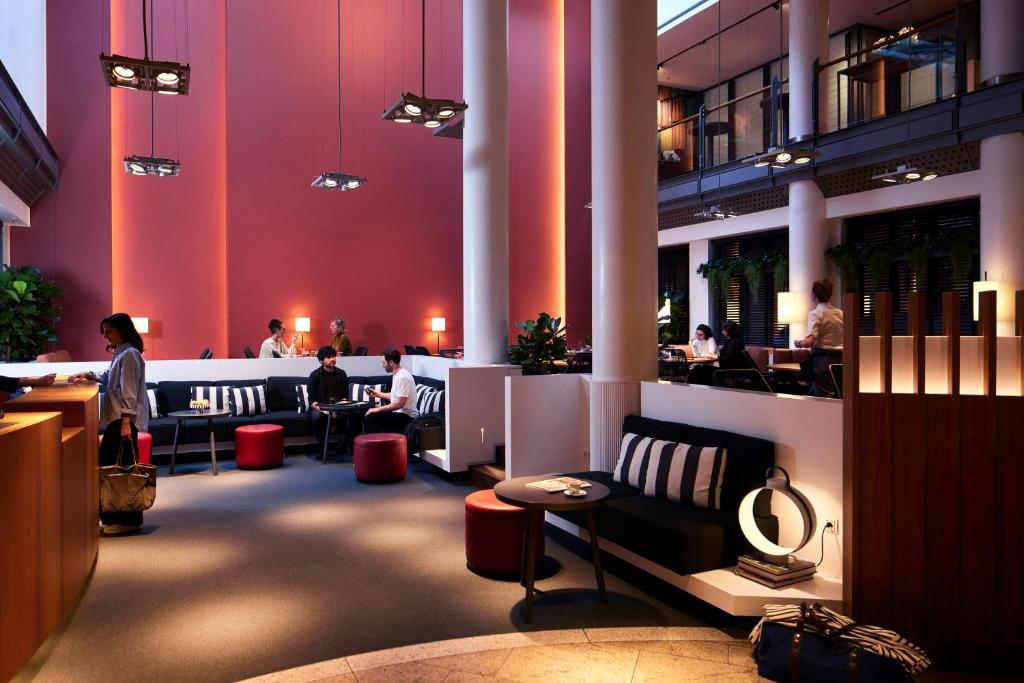 THE MADISON Hotel Hamburg - Resim 17