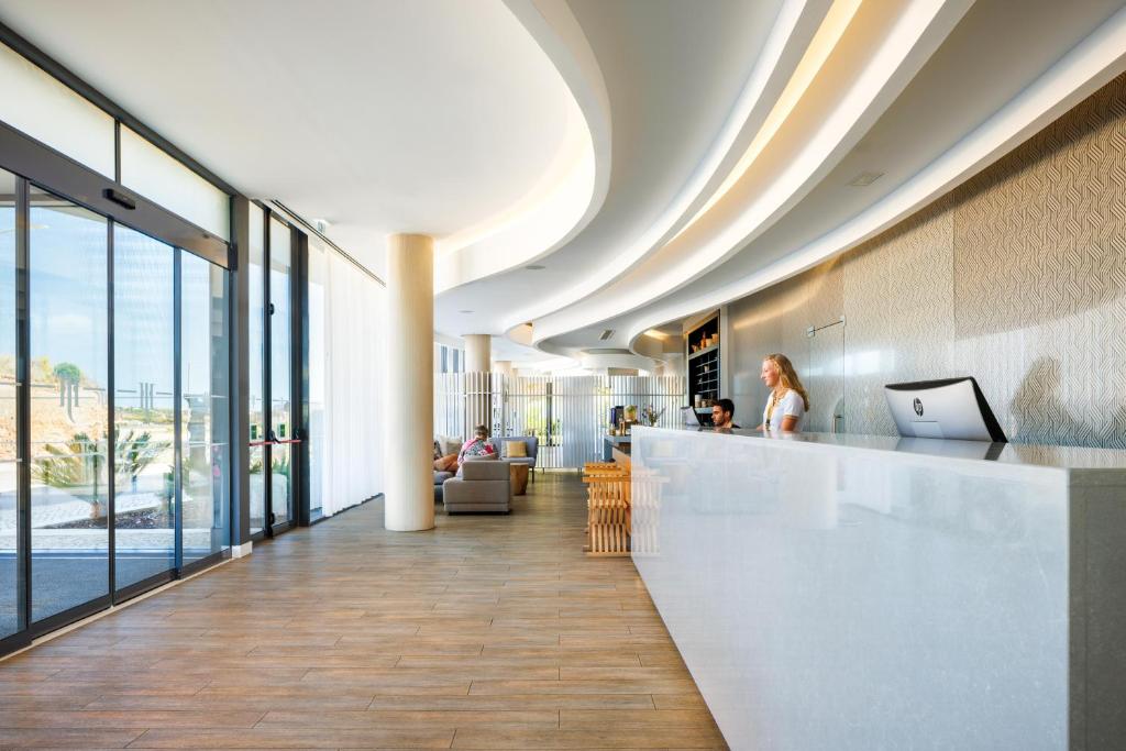 Vstupní hala nebo recepce v ubytování Jupiter Marina Hotel - Couples & Spa