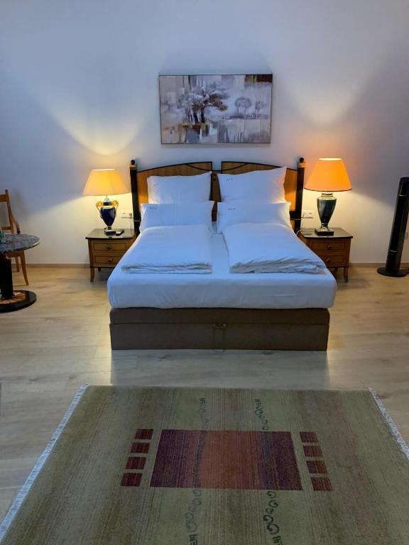 Budapest City Apartments For Groups - Four-Bedroom Apartment