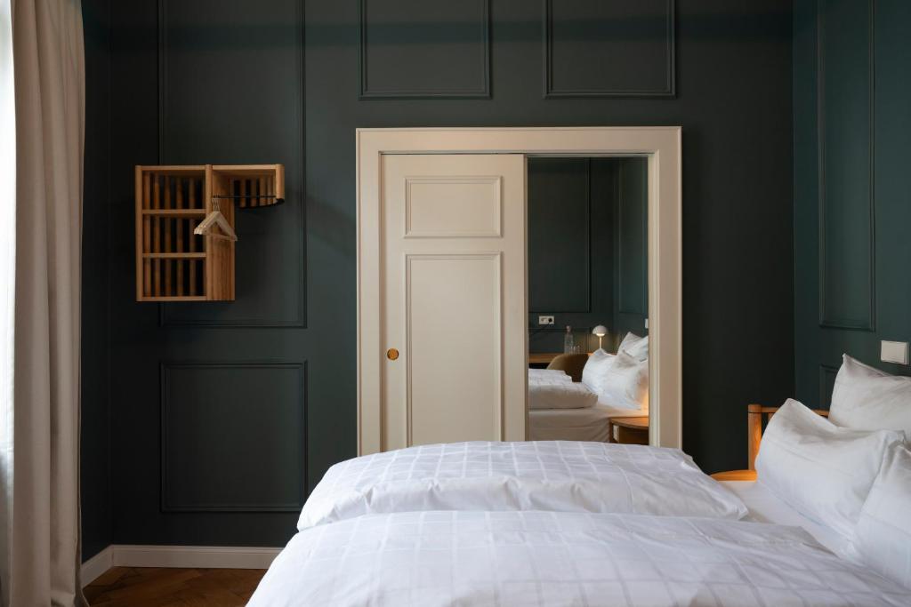 Hotel Uhland - Resim 30