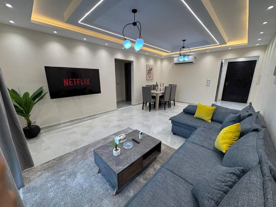 Posezení v ubytování Modern Luxury Apartment - New Cairo