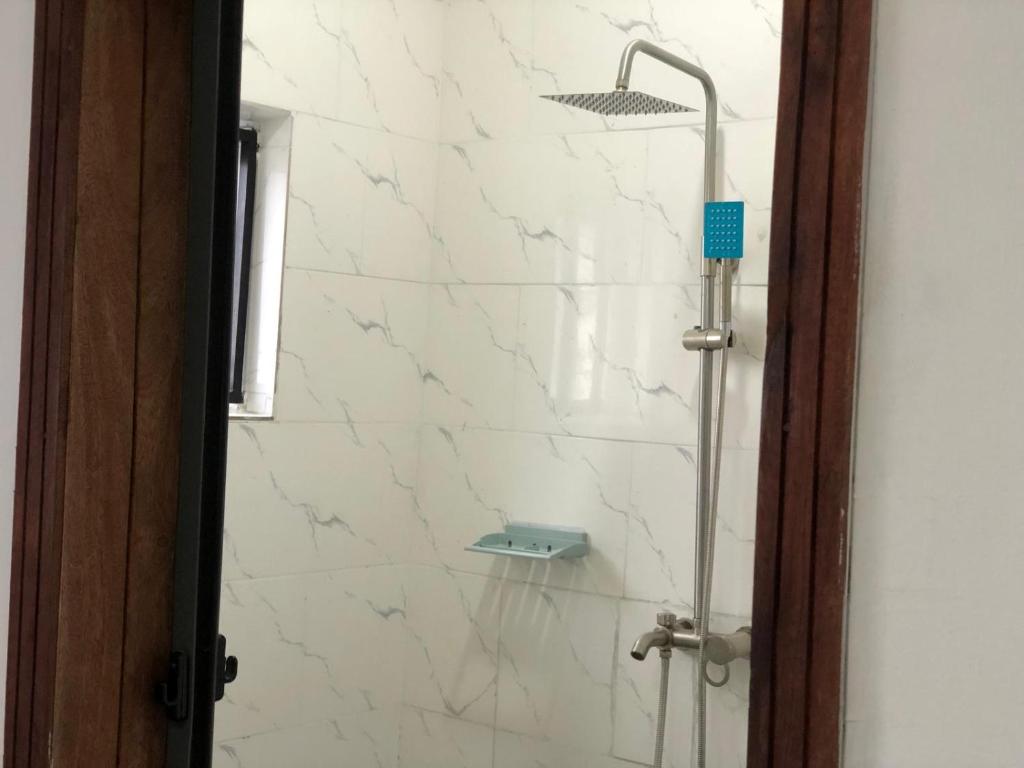 Vannituba majutusasutuses Luxury 3 BDR Secure Estate in Ibeju Lekki opposite Golf Course