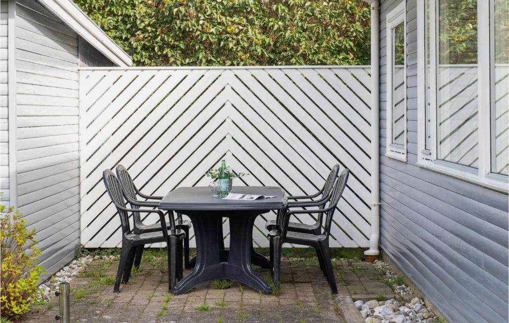 Fotografie z fotogalerie ubytování 4 Bedroom Lovely Home In Sjællands Odde v destinaci Yderby