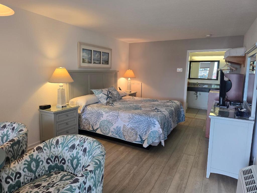 Voodi või voodid majutusasutuse The Ocracoke Harbor Inn toas