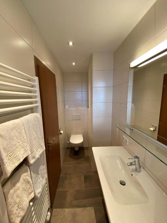 Koupelna v ubytování Haus Sonnegg