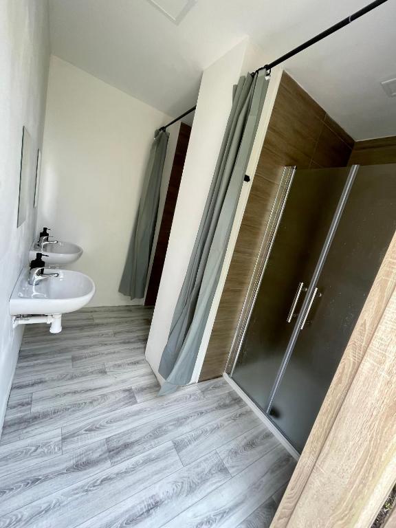 Koupelna v ubytování Glamping Pod Lipami