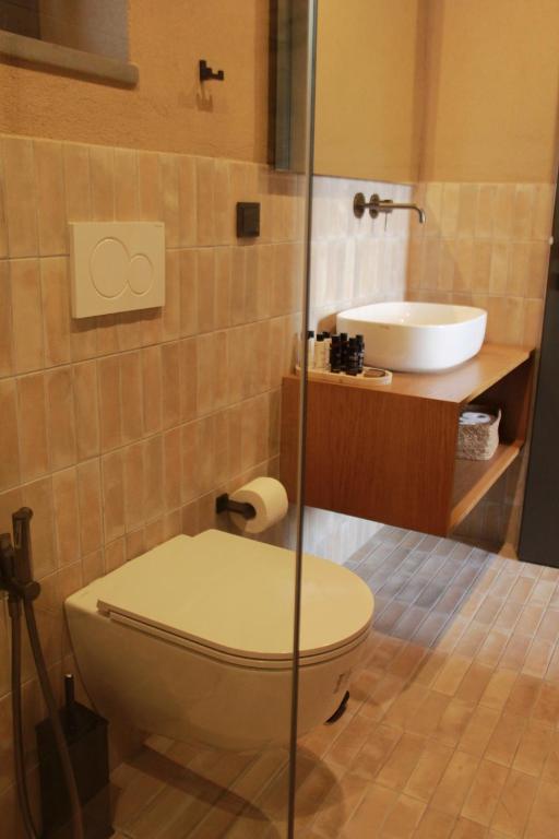 Koupelna v ubytování Lithero Suites