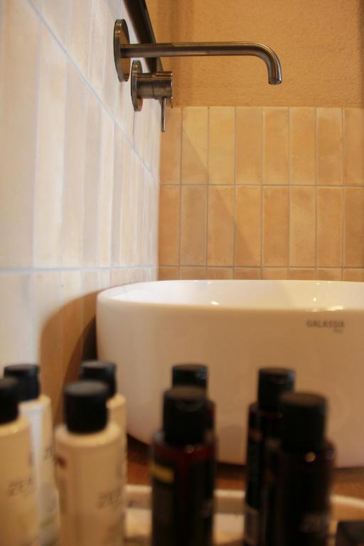 Koupelna v ubytování Lithero Suites