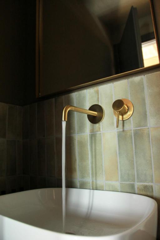 Koupelna v ubytování Lithero Suites