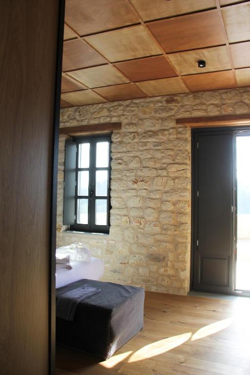 Fotografie z fotogalerie ubytování Lithero Suites v destinaci Stemnitsa
