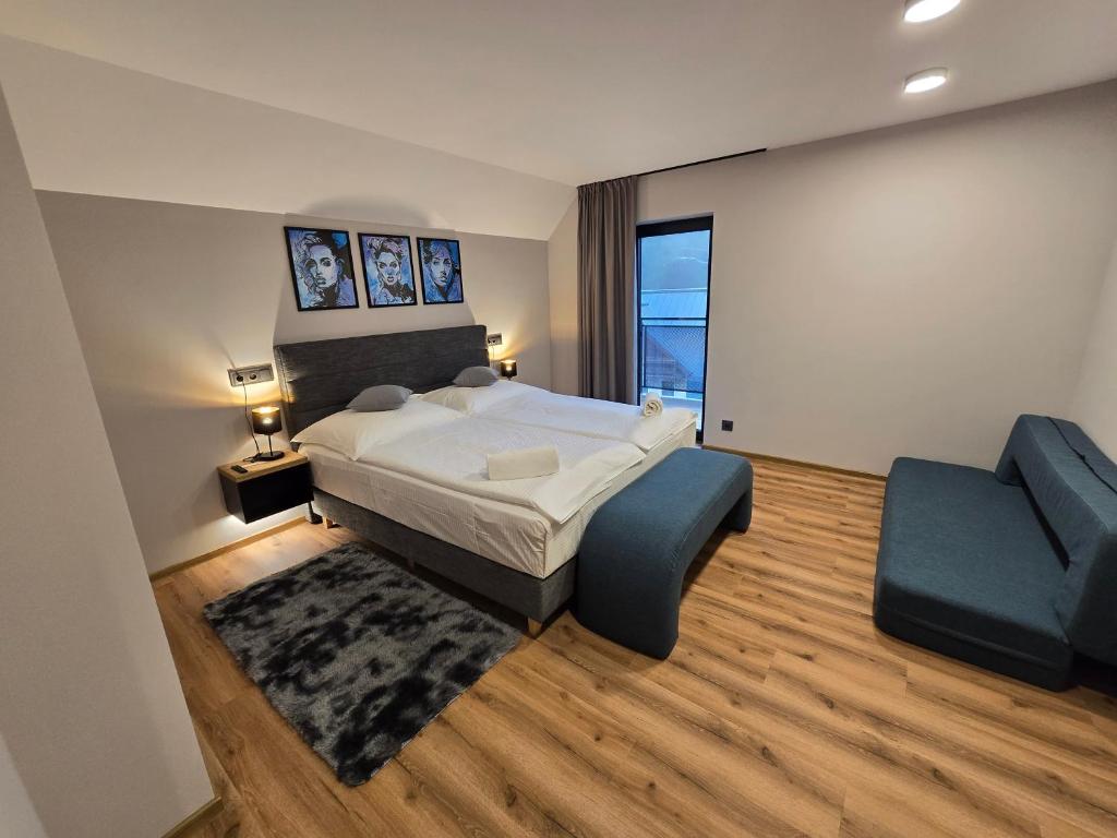 Postel nebo postele na pokoji v ubytování Apartmány Jarmilka s privátním wellness