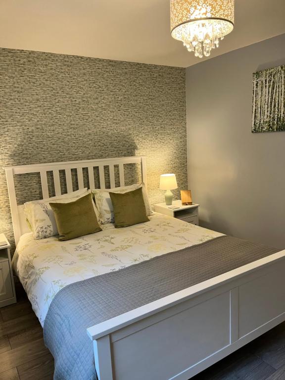 Postel nebo postele na pokoji v ubytování Modern 2 Bed Apartment