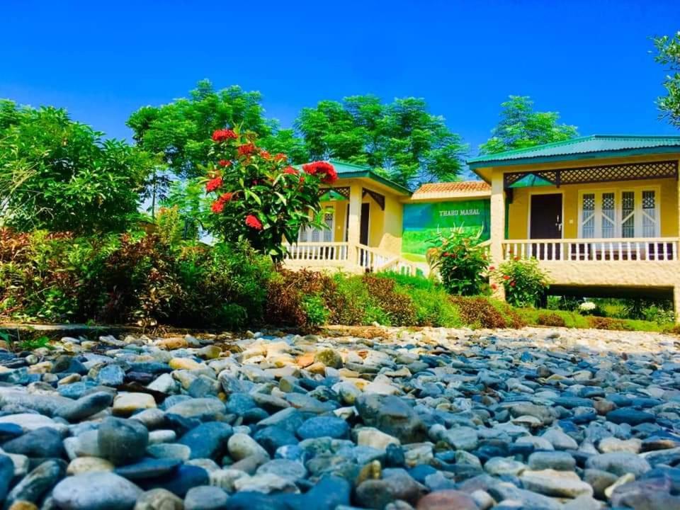 Fotografie z fotogalerie ubytování Tharu Mahal v destinaci Sauraha
