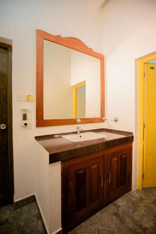 Yala River Face Inn - 13