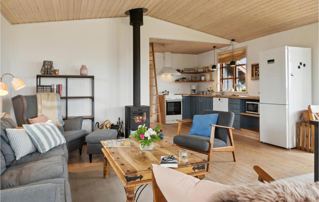 Posezení v ubytování Holiday Home Brunebanke Glesborg