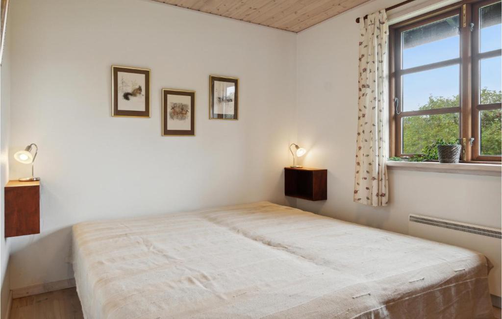 Postel nebo postele na pokoji v ubytování Holiday Home Brunebanke Glesborg