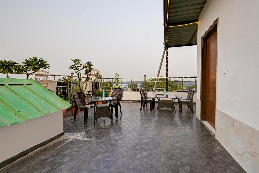 Balkón nebo terasa v ubytování Hotel Shri Vinayak in City Centre at New Delhi Railway Station-By RCG Hotels