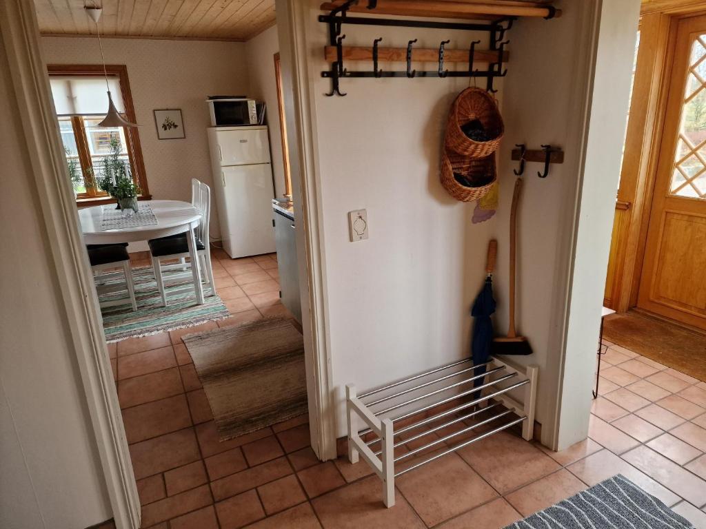 Kuchyň nebo kuchyňský kout v ubytování Stuga i Småland