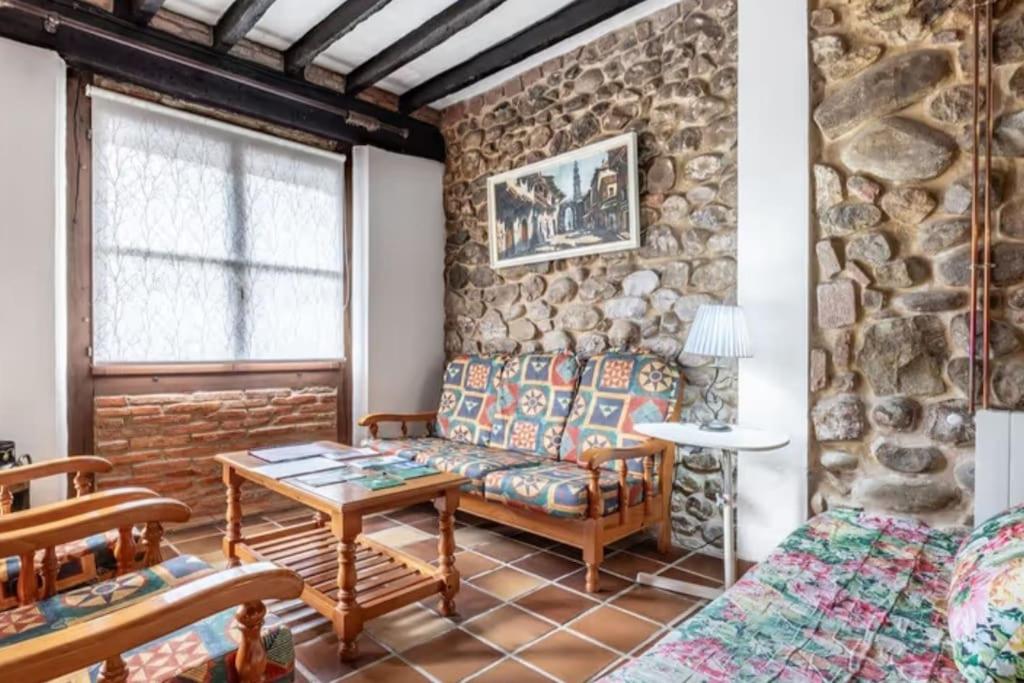 Posezení v ubytování La Jomeruca ,espaciosa casa rural cerca de playa y montaña