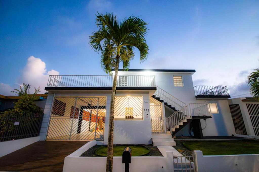 Το κτήριο όπου στεγάζεται  η παραθεριστική κατοικία