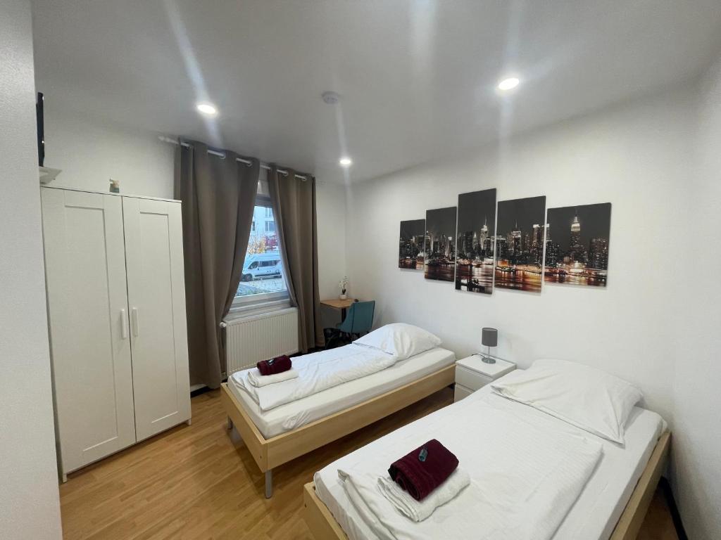 Pension an der Hessenhalle - Twin Room