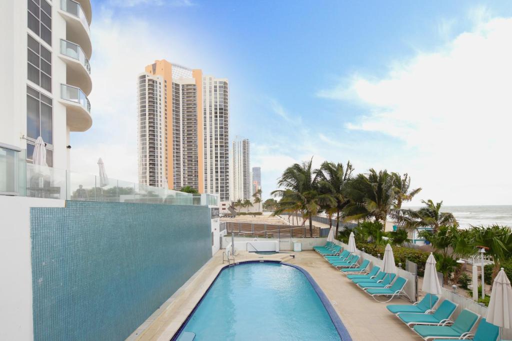 Marenas Beach Resort Private Luxury Suites - Marenas Bay View Classic Studio