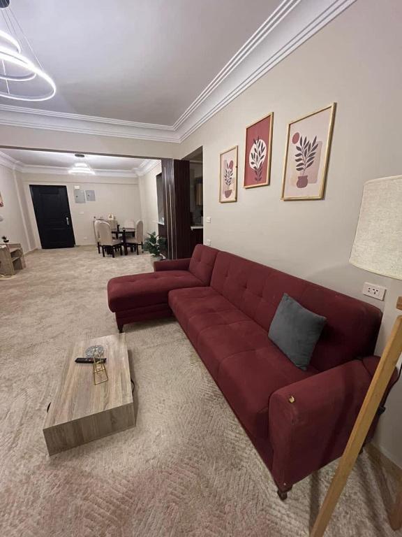 Area soggiorno di Zamalek Taha Hussein open view