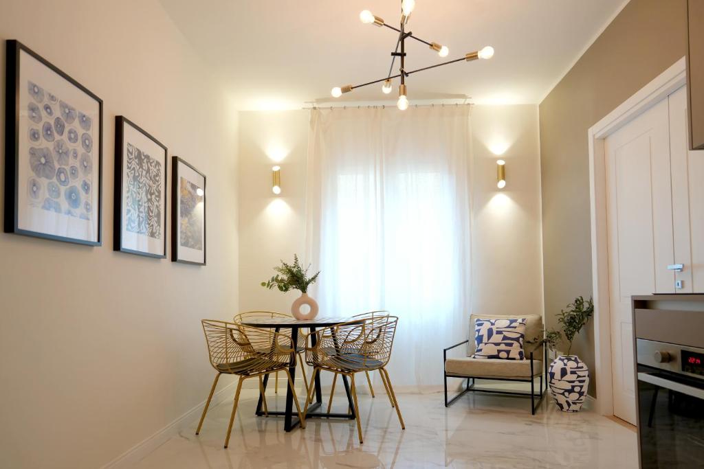 Deluxe Apartments Ponte Vecchio - KUKI STAY