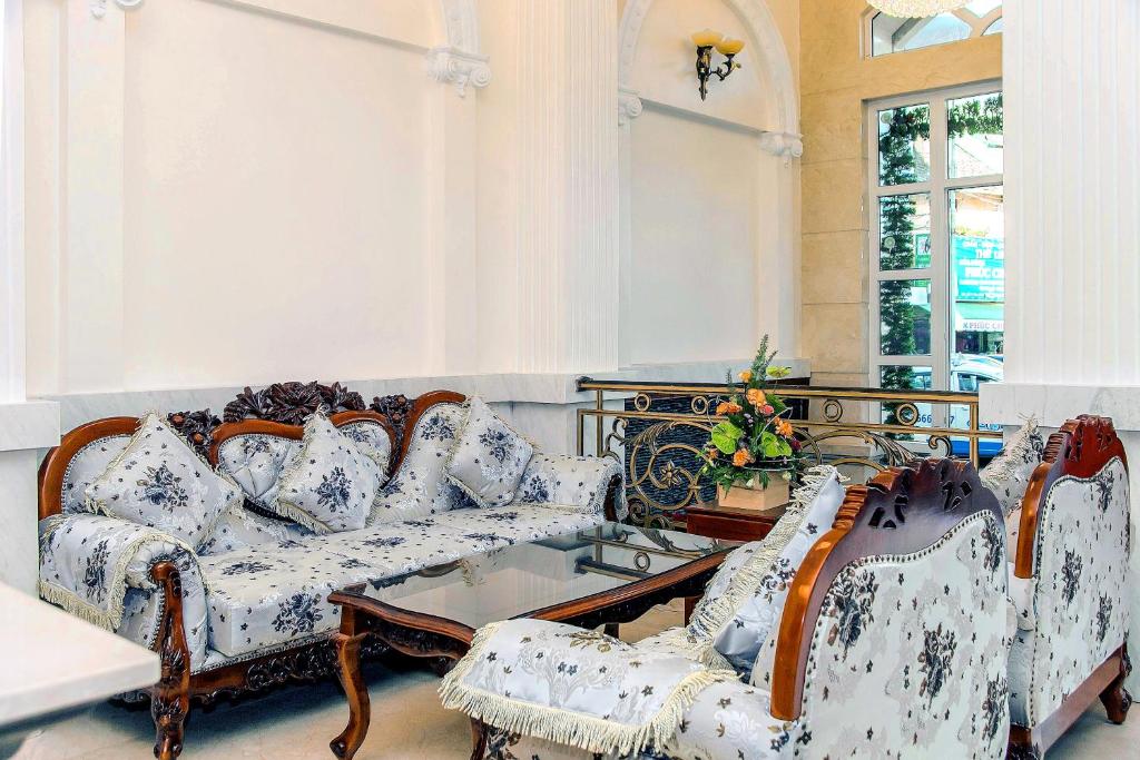 Posezení v ubytování Diamond Hotel