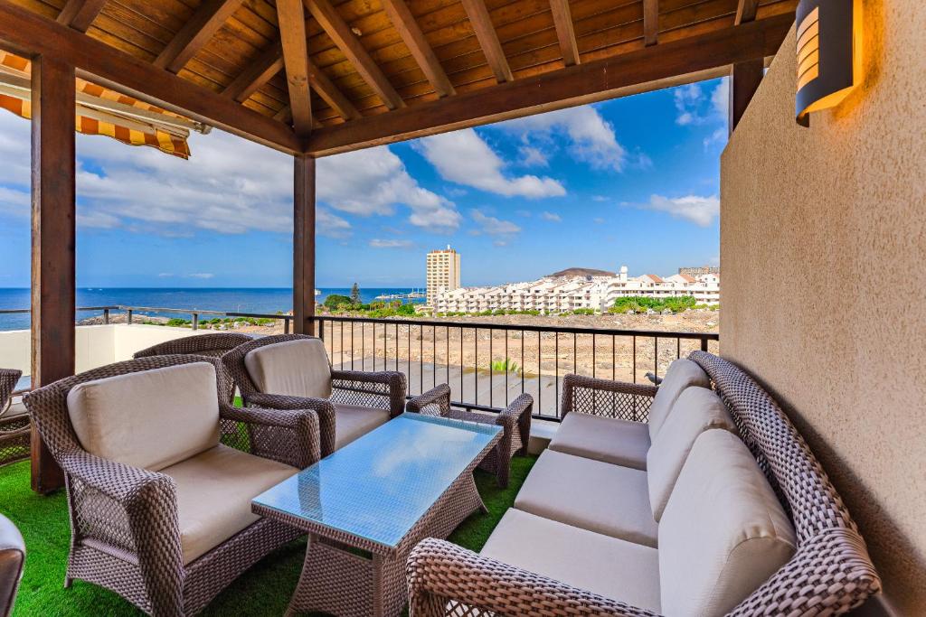 Posezení v ubytování Deluxe Villa Tenerife Los Cristianos