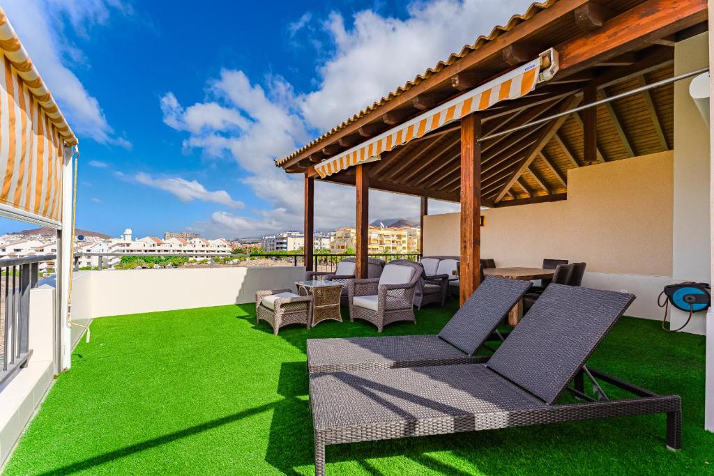 Balkón nebo terasa v ubytování Deluxe Villa Tenerife Los Cristianos