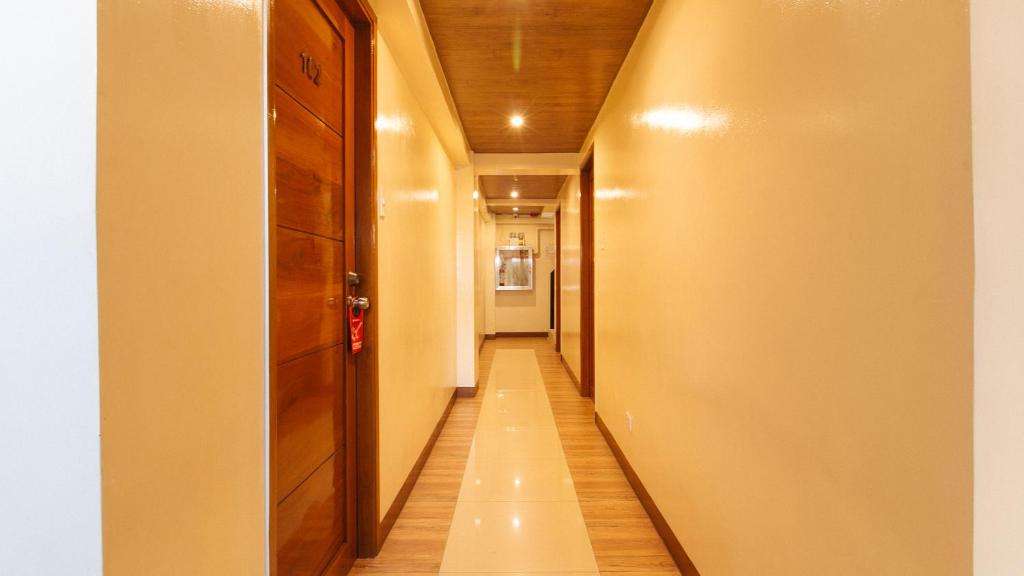 Fotografie z fotogalerie ubytování RedDoorz Plus near Uptown BGC Mall v destinaci Manila