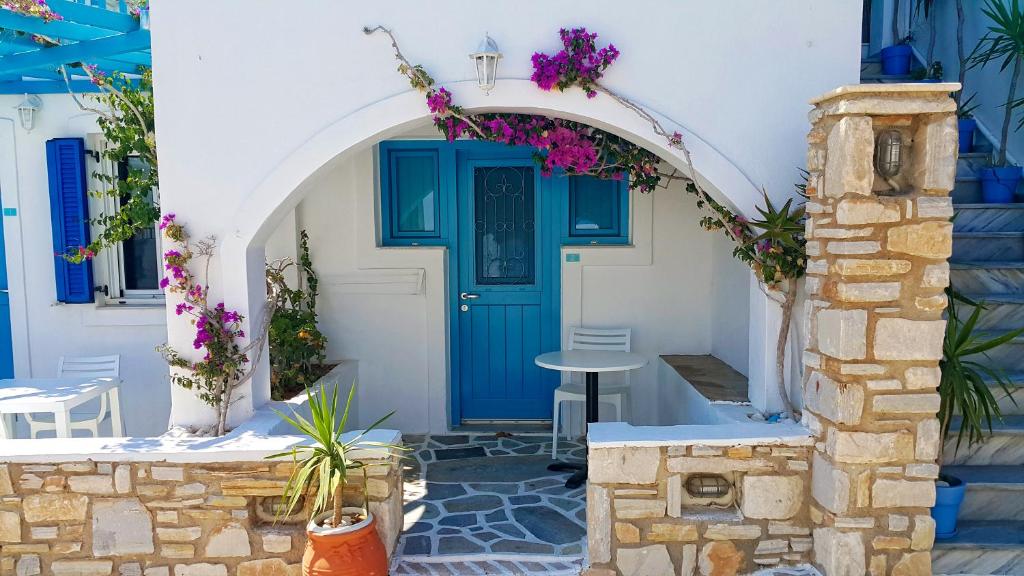 Augusta Studios & Apartments - 1